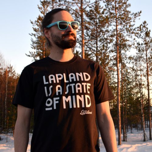 Enjoying the feeling of summer in Finnish Lapland, no matter the season